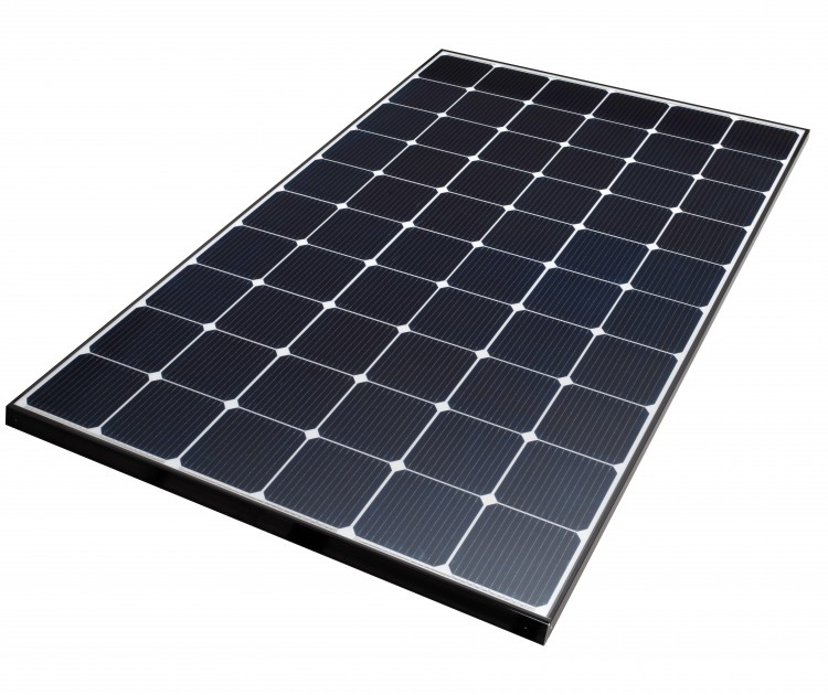 PREISVERDÄCHTIG NACH MÜNCHEN: LG ELECTRONICS MIT NEUEM NEON 2 UND CELLO-TECHNOLOGIE ANWÄRTER AUF INTERSOLAR AWARD 2015